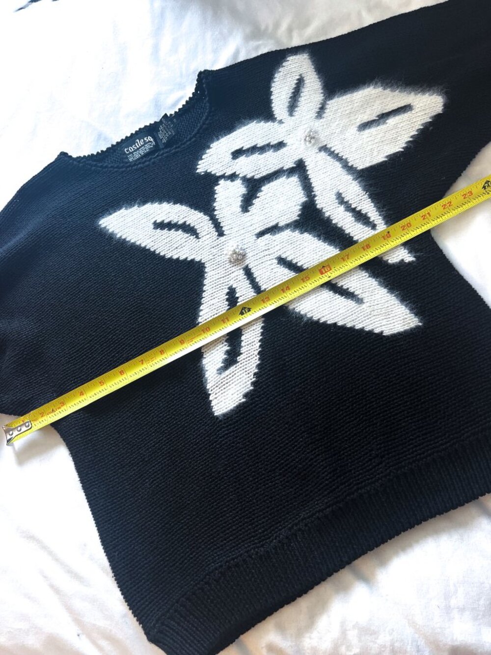 Castle Square Vintage Black & White Graphic Bow Flower Knit Sweater M - Picture 7 of 9